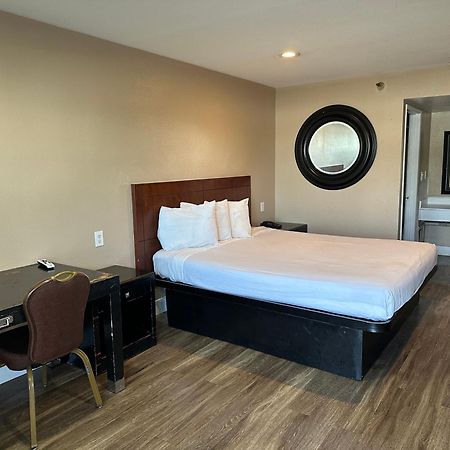 Hotel The Dixie Orange County Stanton Exterior foto