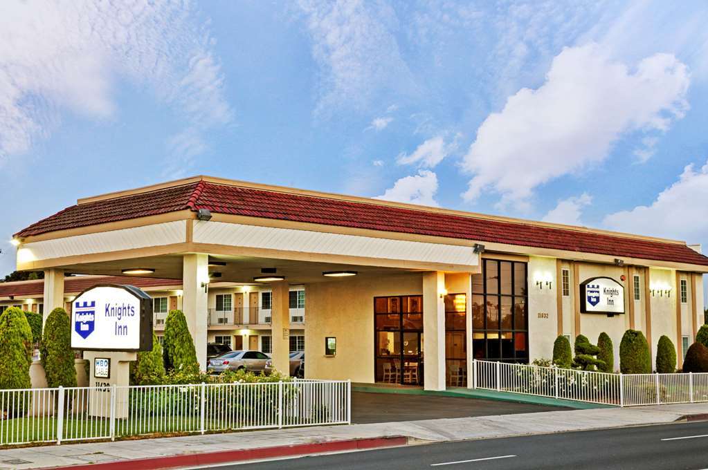 Hotel The Dixie Orange County Stanton Exterior foto